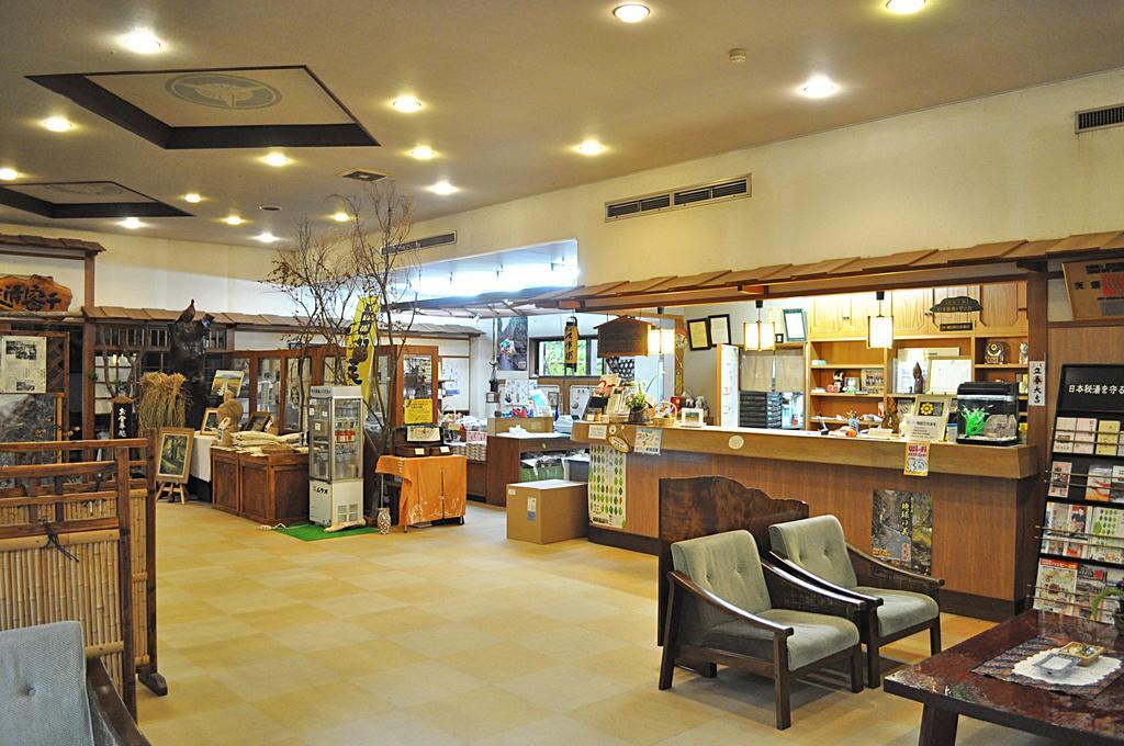 Kiyotsukan Hotell Tokamachi Exteriör bild